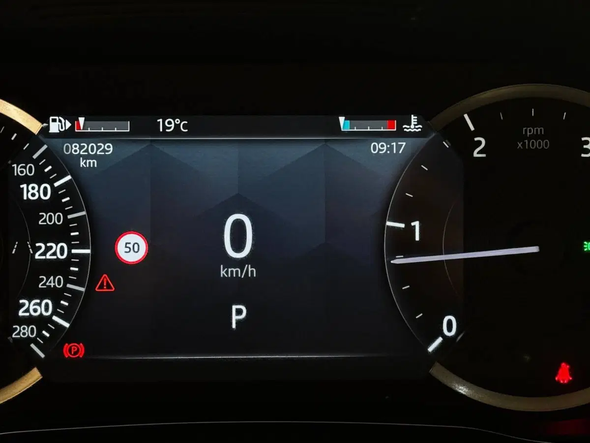 Jaguar E-Pace usata a Savona (10)