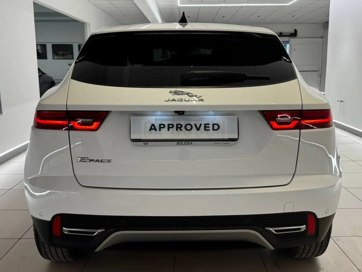 Jaguar E-Pace usata a Savona (7)