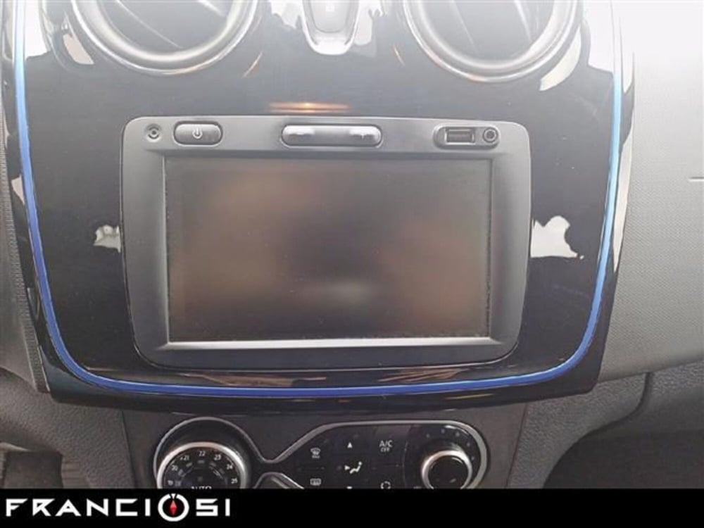Dacia Sandero usata a Modena (9)