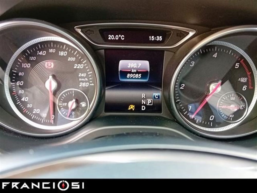 Mercedes-Benz CLA Shooting Brake usata a Modena (10)
