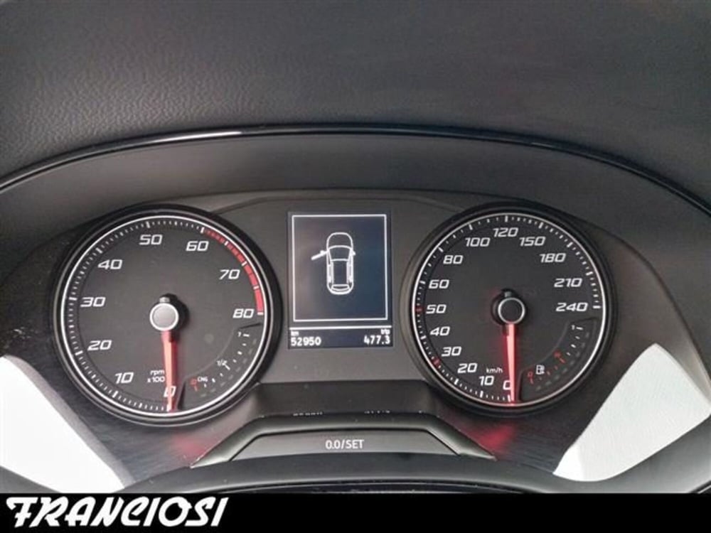 SEAT Arona usata a Modena (5)