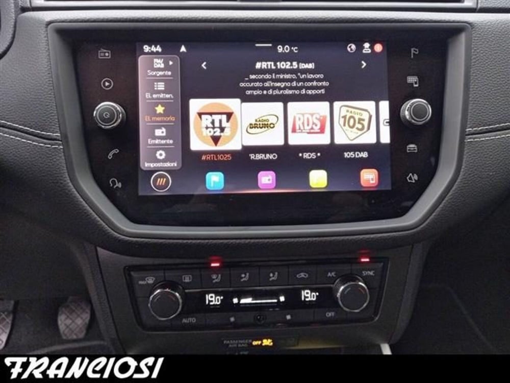 SEAT Arona usata a Modena (6)