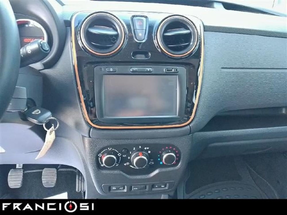 Dacia Dokker usata a Modena (7)