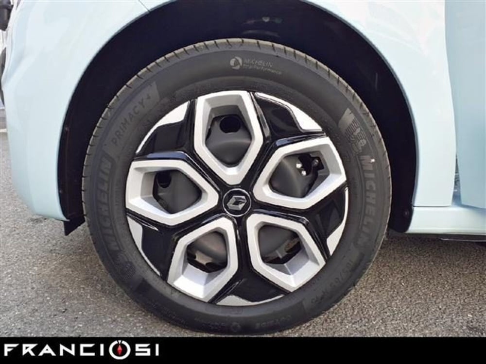 Renault Twingo nuova a Modena (13)