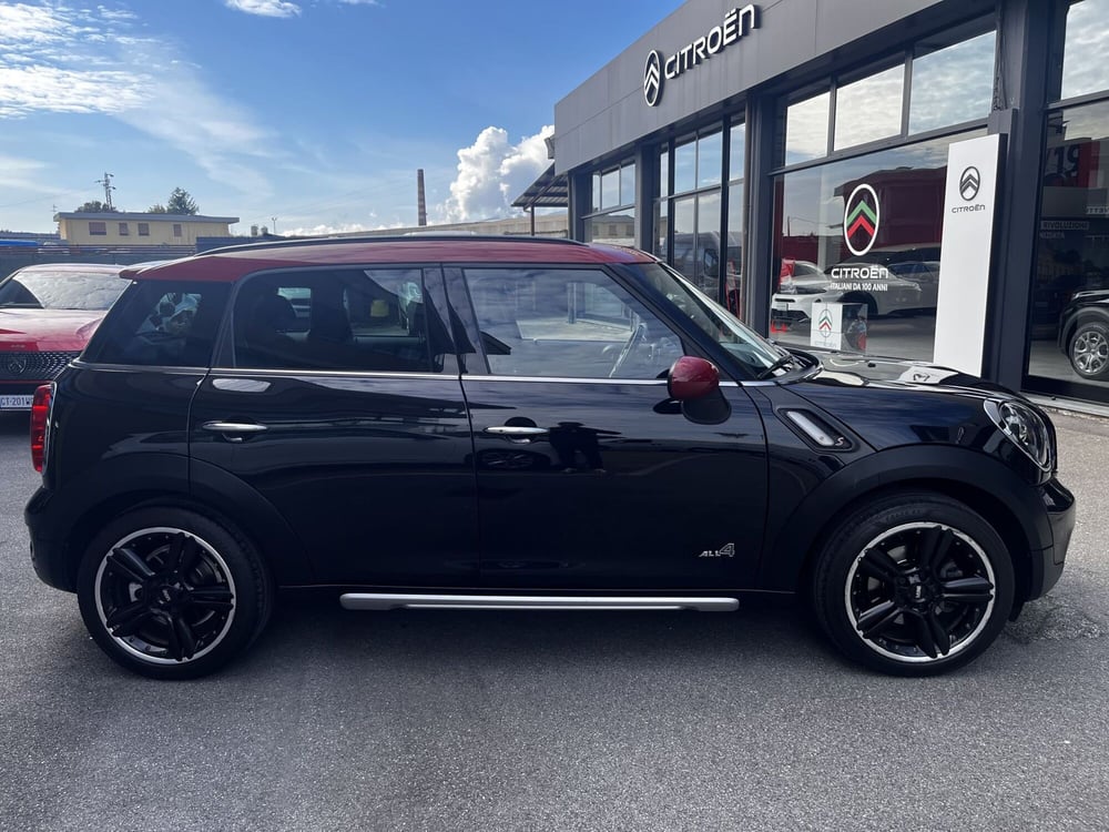 MINI Mini Countryman usata a Lucca (4)