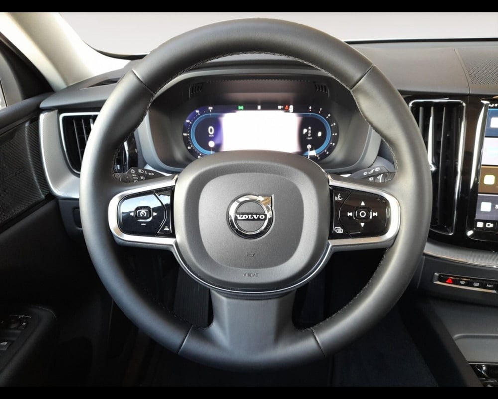 Volvo XC60 usata a Forlì-Cesena (12)