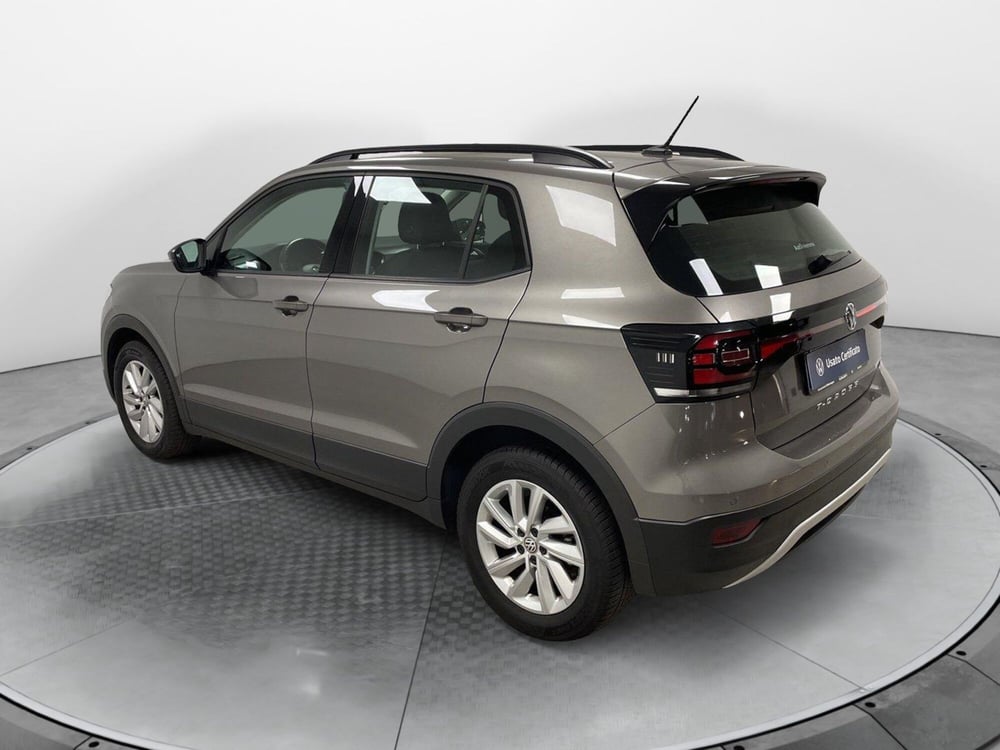 Volkswagen T-Cross usata a Varese (4)