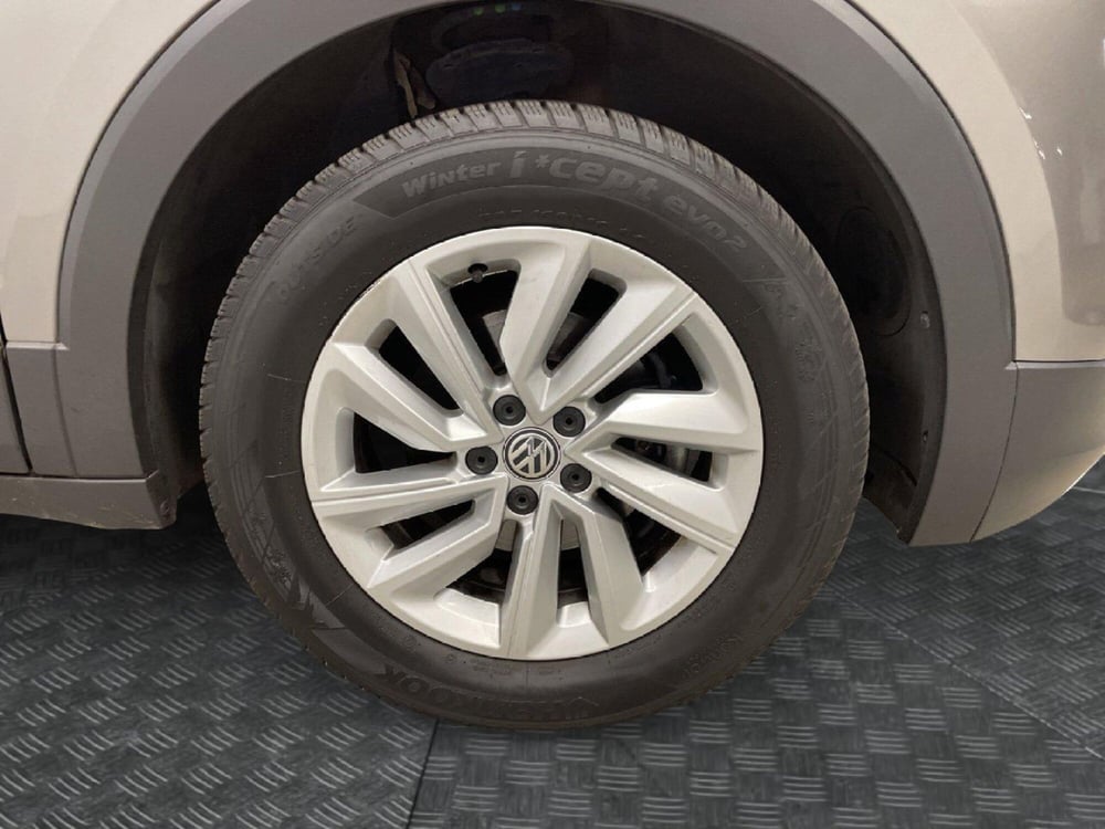 Volkswagen T-Cross usata a Varese (7)