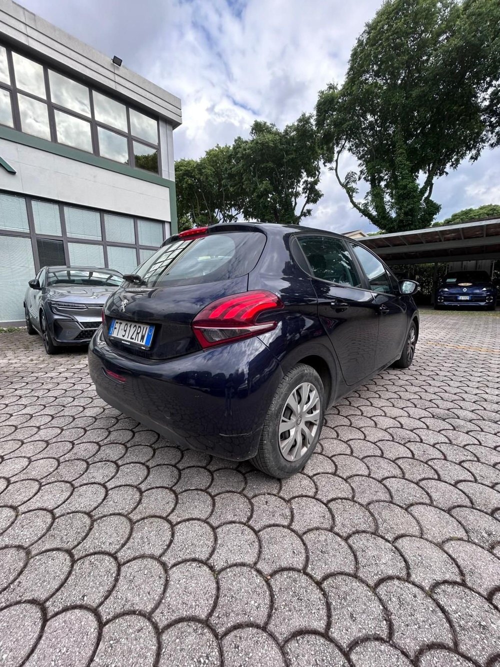 Peugeot 208 usata a Firenze (3)