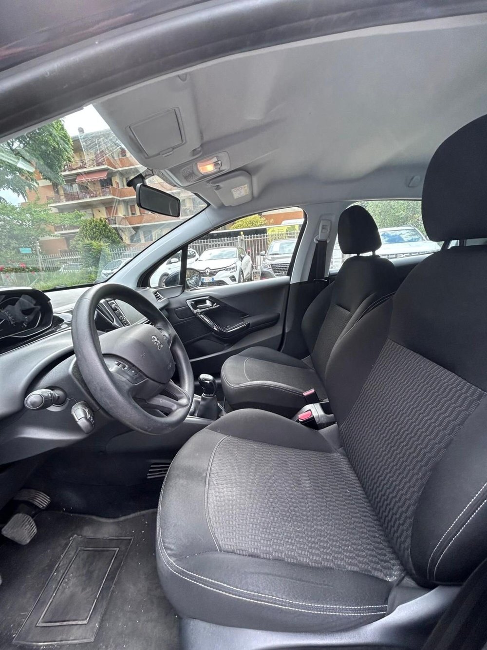 Peugeot 208 usata a Firenze (7)