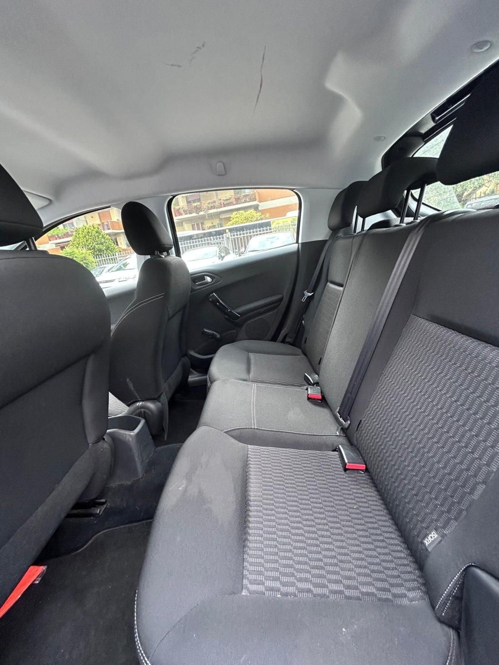 Peugeot 208 usata a Firenze (9)
