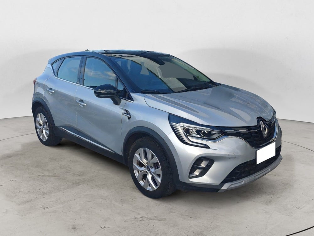 Renault Captur nuova a Frosinone (7)