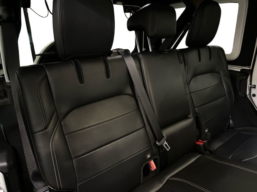 Jeep Wrangler Unlimited usata a Prato (12)