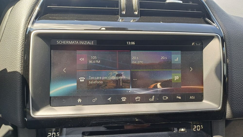 Jaguar F-Pace usata a Padova (15)
