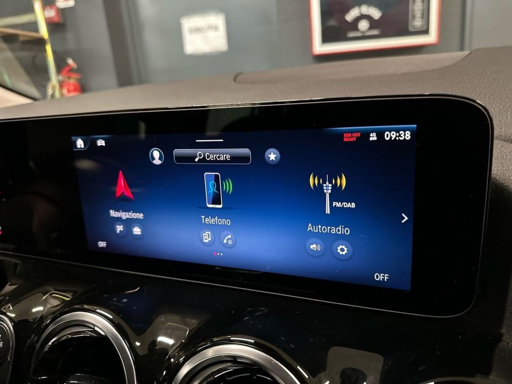 Mercedes-Benz GLA SUV usata a Prato (12)