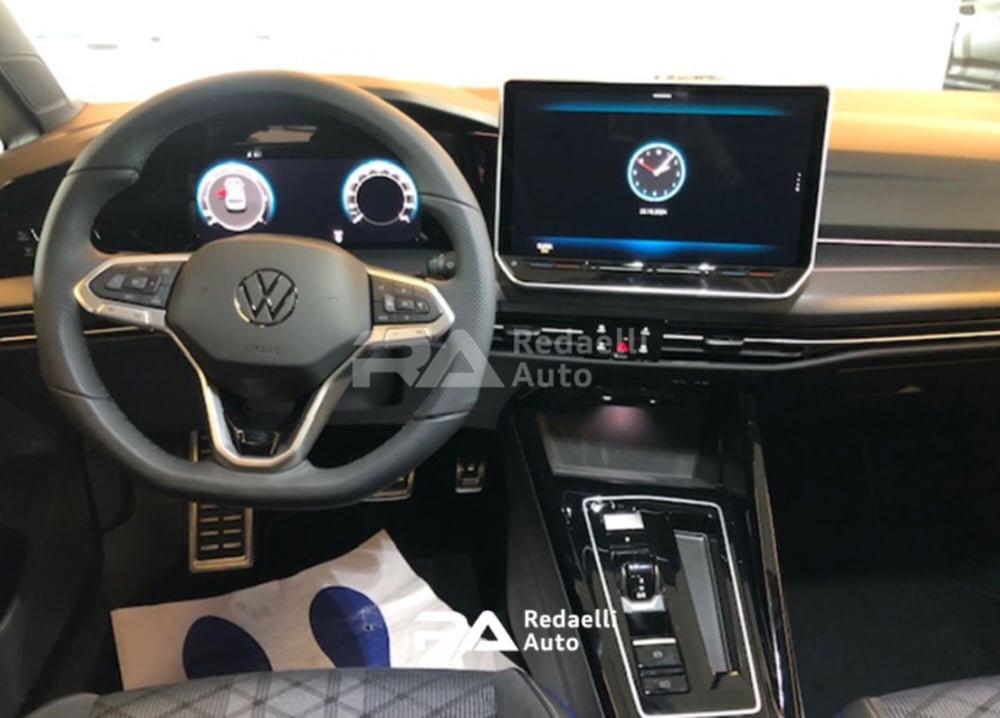 Volkswagen Golf nuova a Lecco (10)