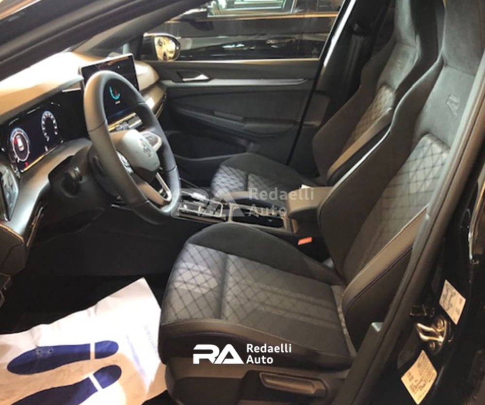 Volkswagen Golf nuova a Lecco (6)