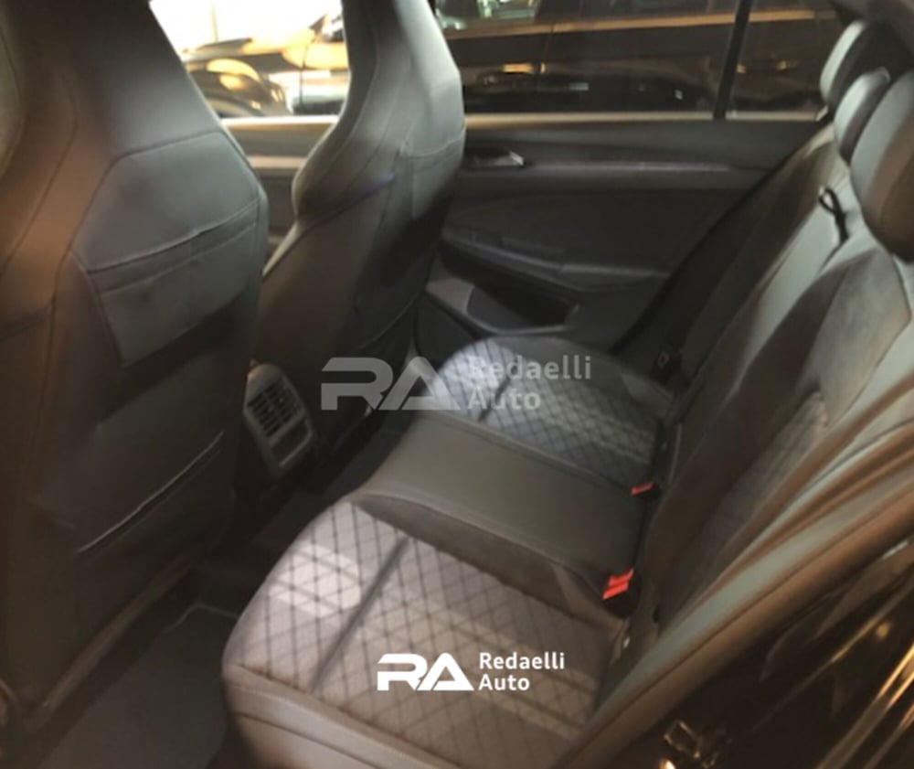 Volkswagen Golf nuova a Lecco (8)
