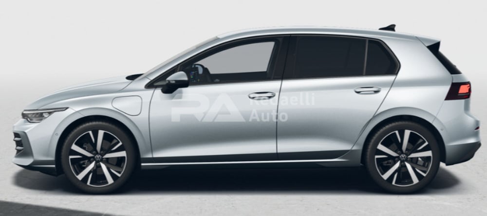 Volkswagen Golf nuova a Lecco (2)