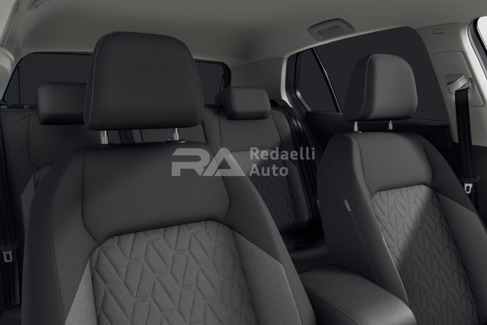 Volkswagen Golf nuova a Lecco (7)
