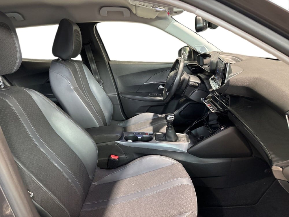 Peugeot 2008 usata a Firenze (13)