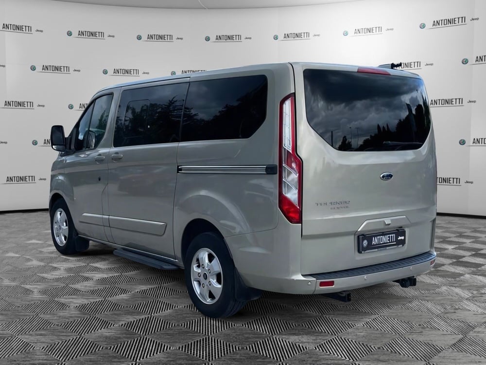 Ford Tourneo Custom usata a Ancona (7)