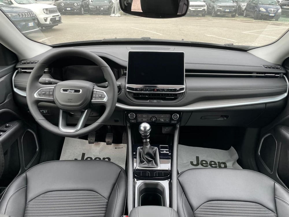Jeep Compass nuova a Ancona (14)
