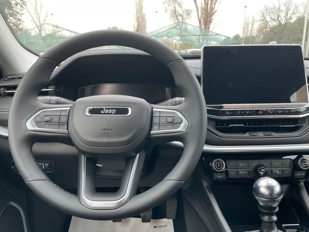Jeep Compass nuova a Ancona (15)