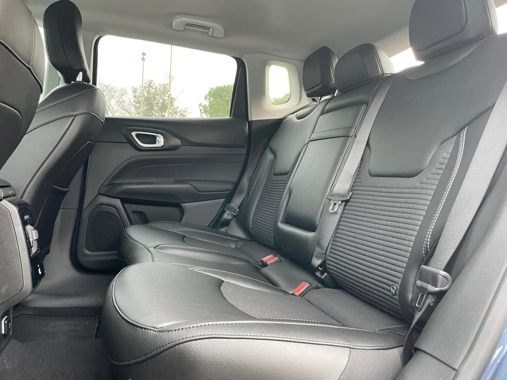 Jeep Compass nuova a Ancona (19)
