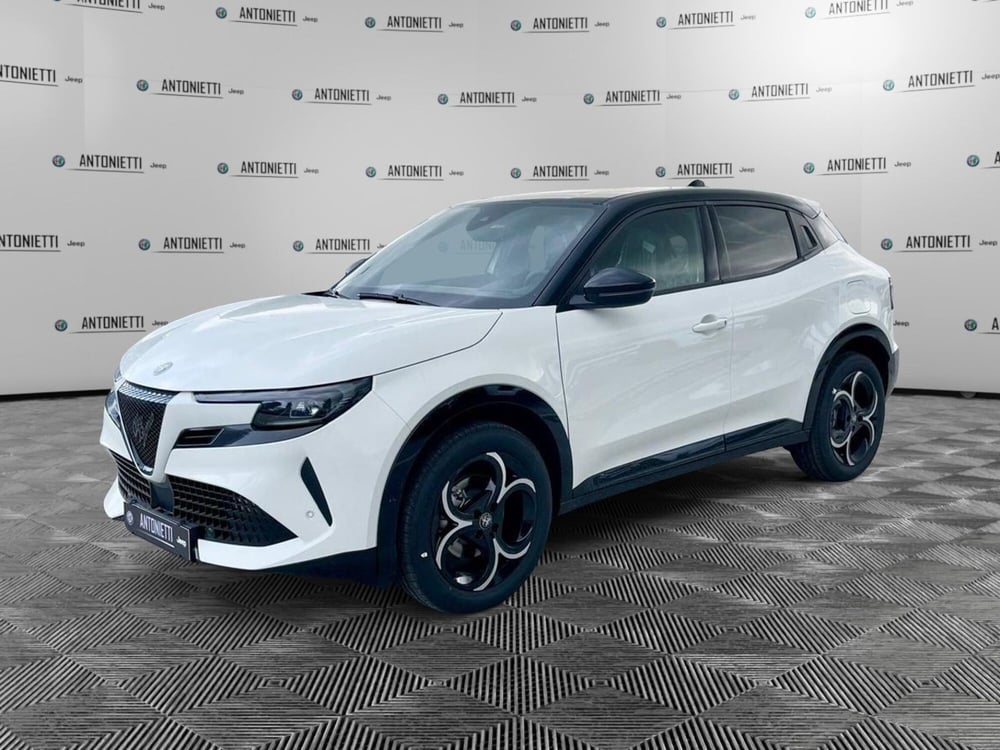Alfa Romeo Junior nuova a Ancona