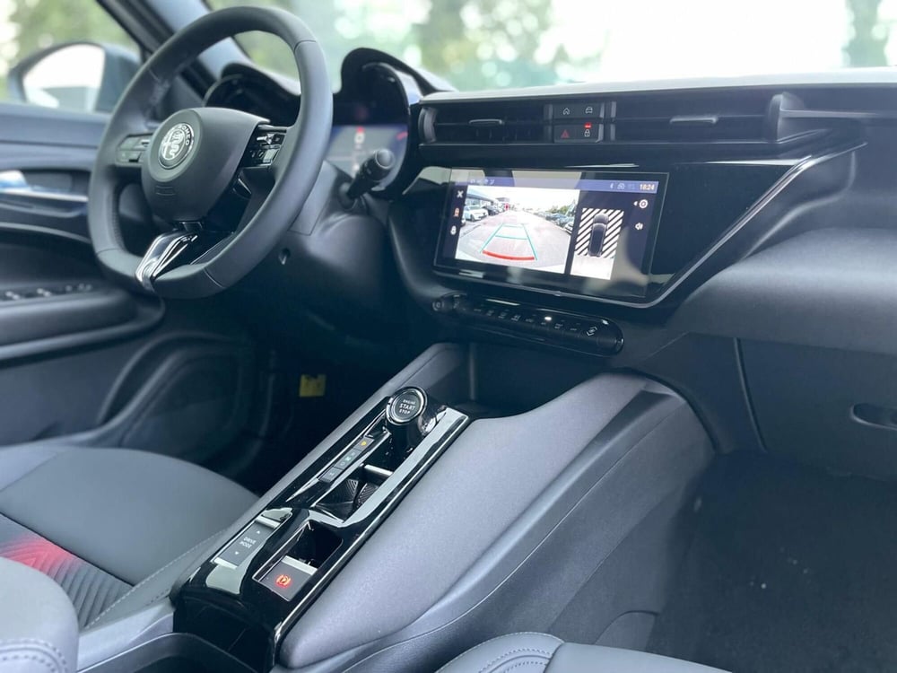 Alfa Romeo Junior nuova a Ancona (19)