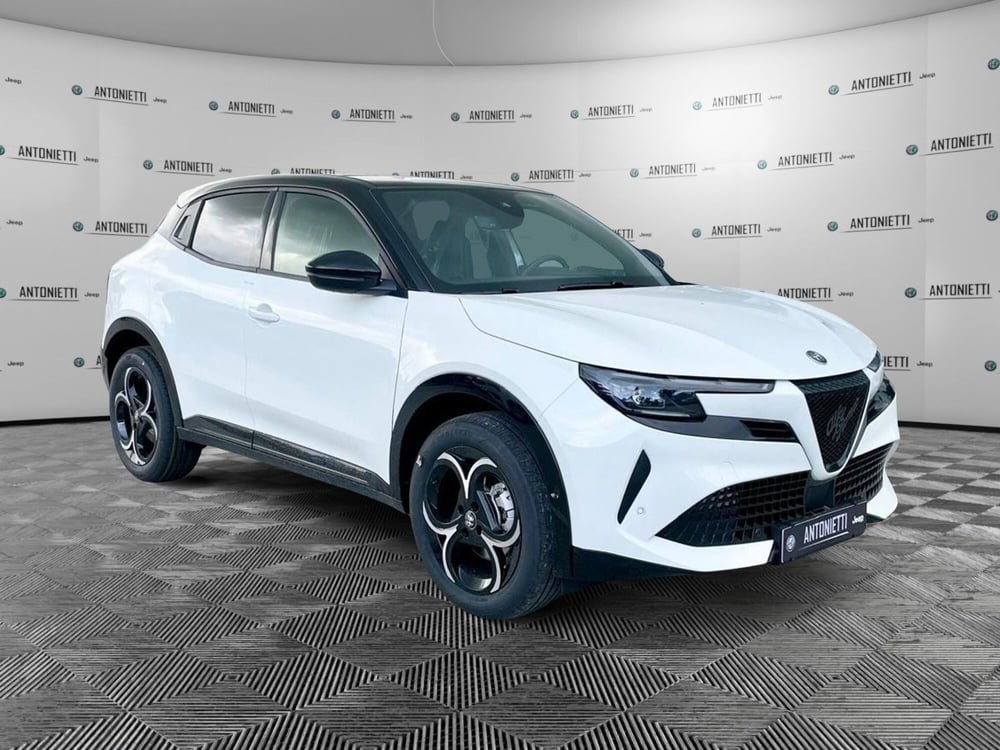 Alfa Romeo Junior nuova a Ancona (3)