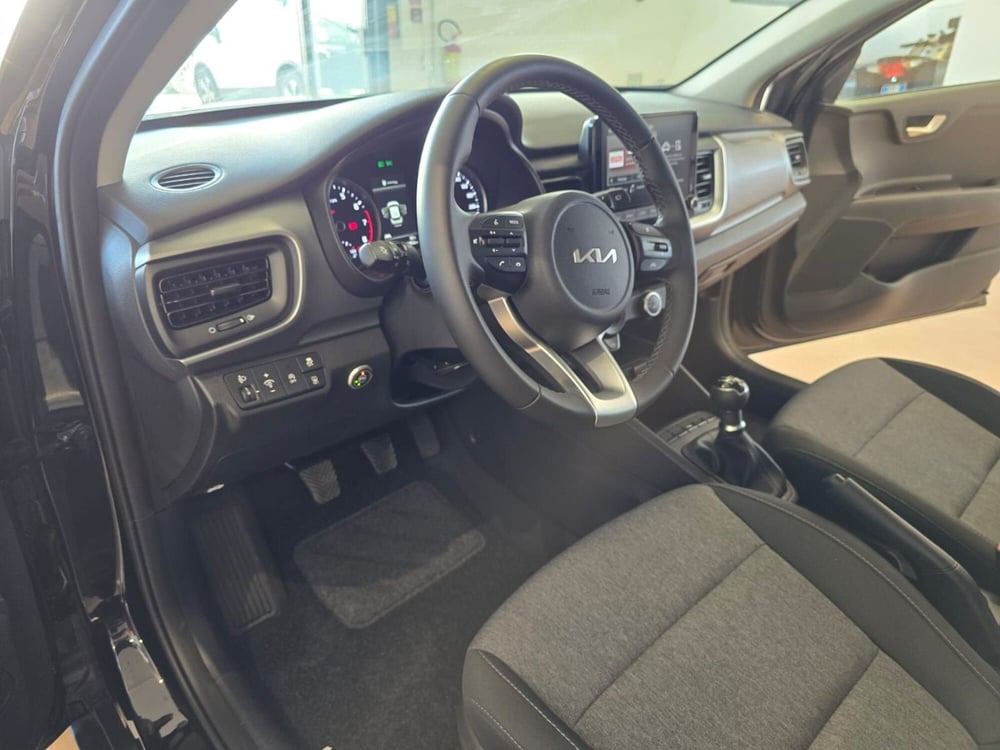 Kia Stonic usata a Rimini (8)
