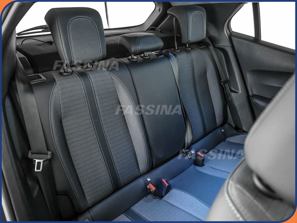 Peugeot 2008 usata a Milano (10)