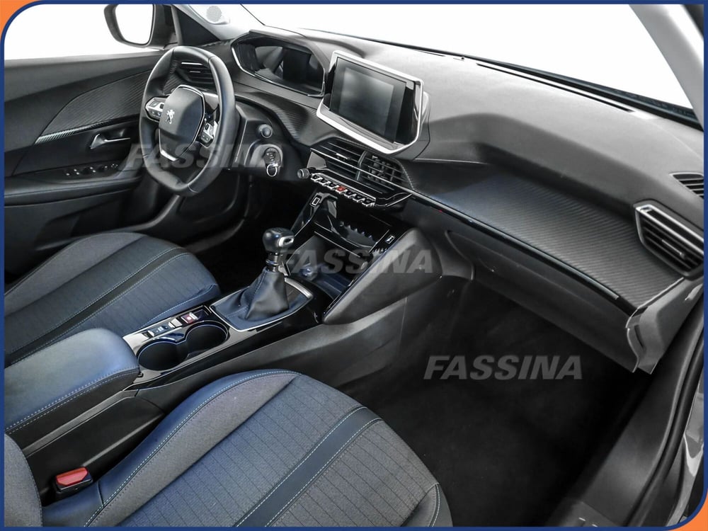 Peugeot 2008 usata a Milano (12)