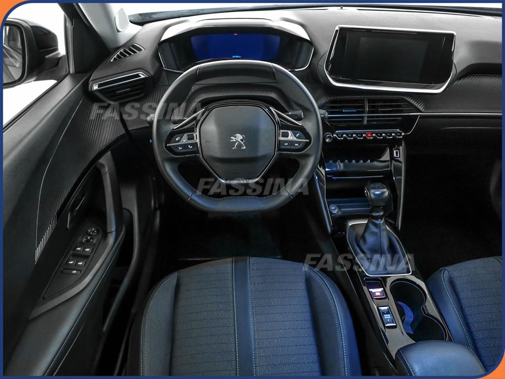 Peugeot 2008 usata a Milano (8)