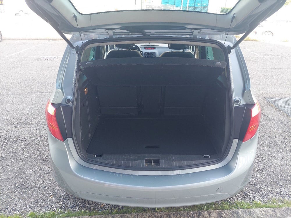 Opel Meriva usata a Piacenza (19)
