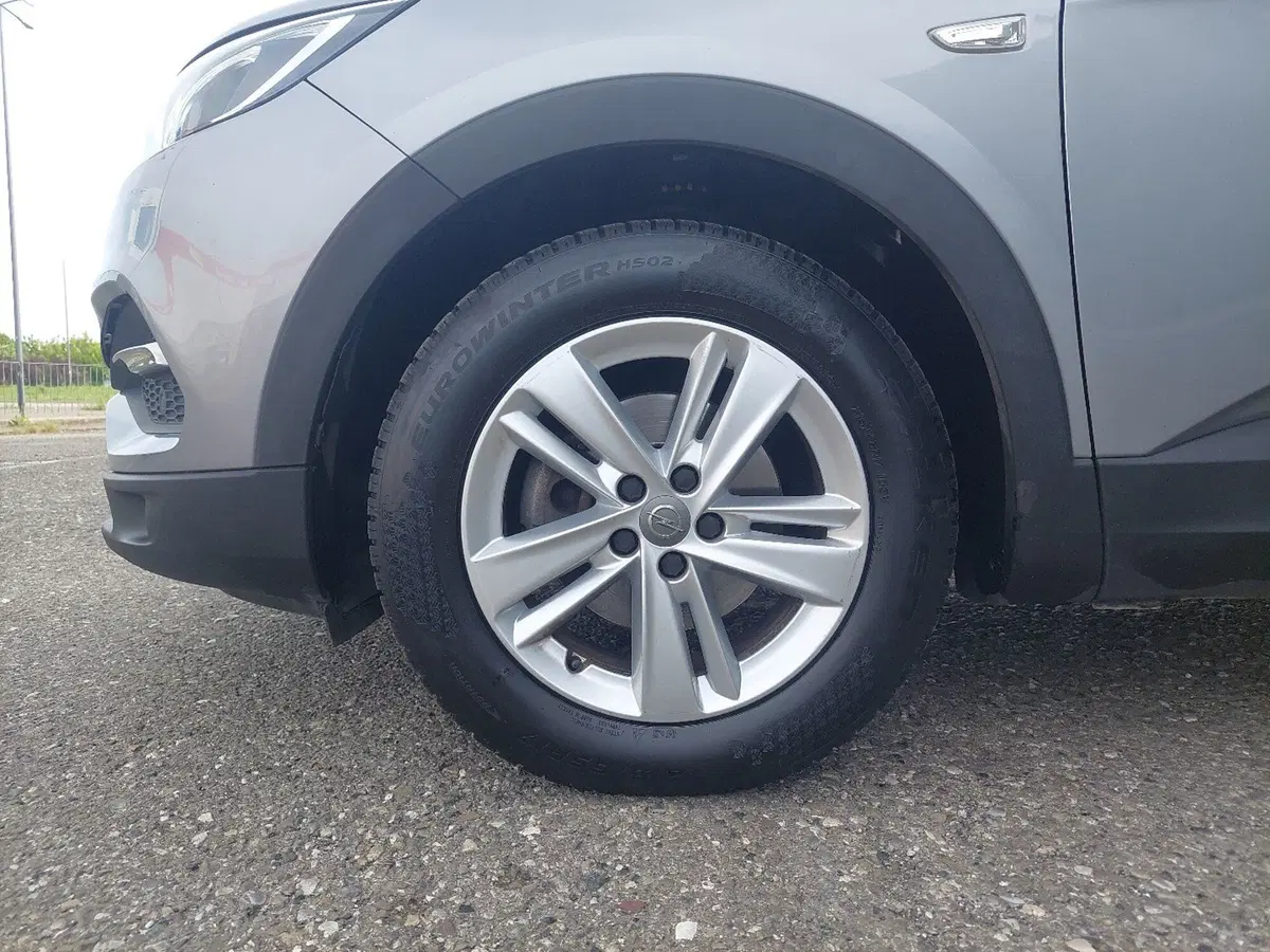 Opel Grandland X usata a Piacenza (11)