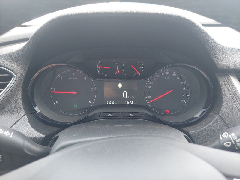 Opel Grandland X usata a Piacenza (18)