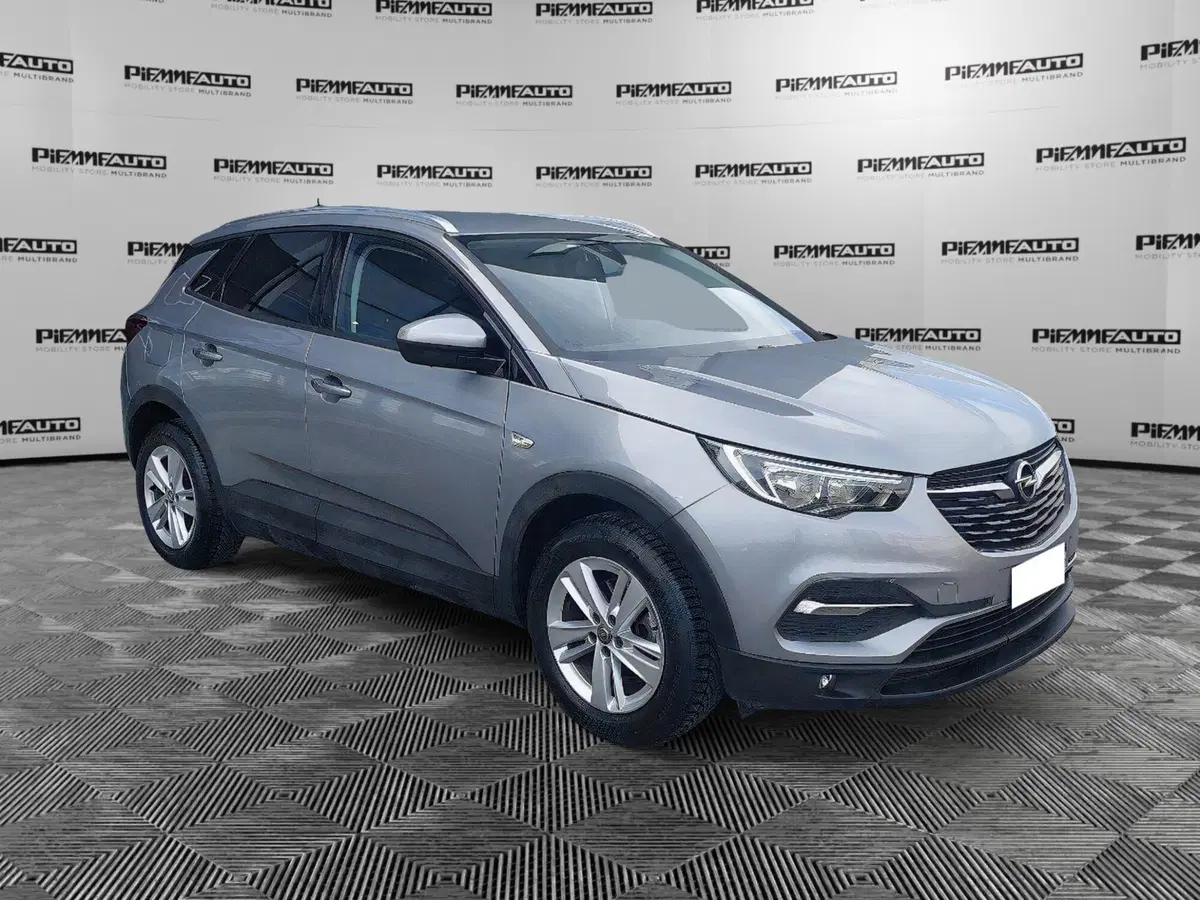 Opel Grandland X usata a Piacenza (8)