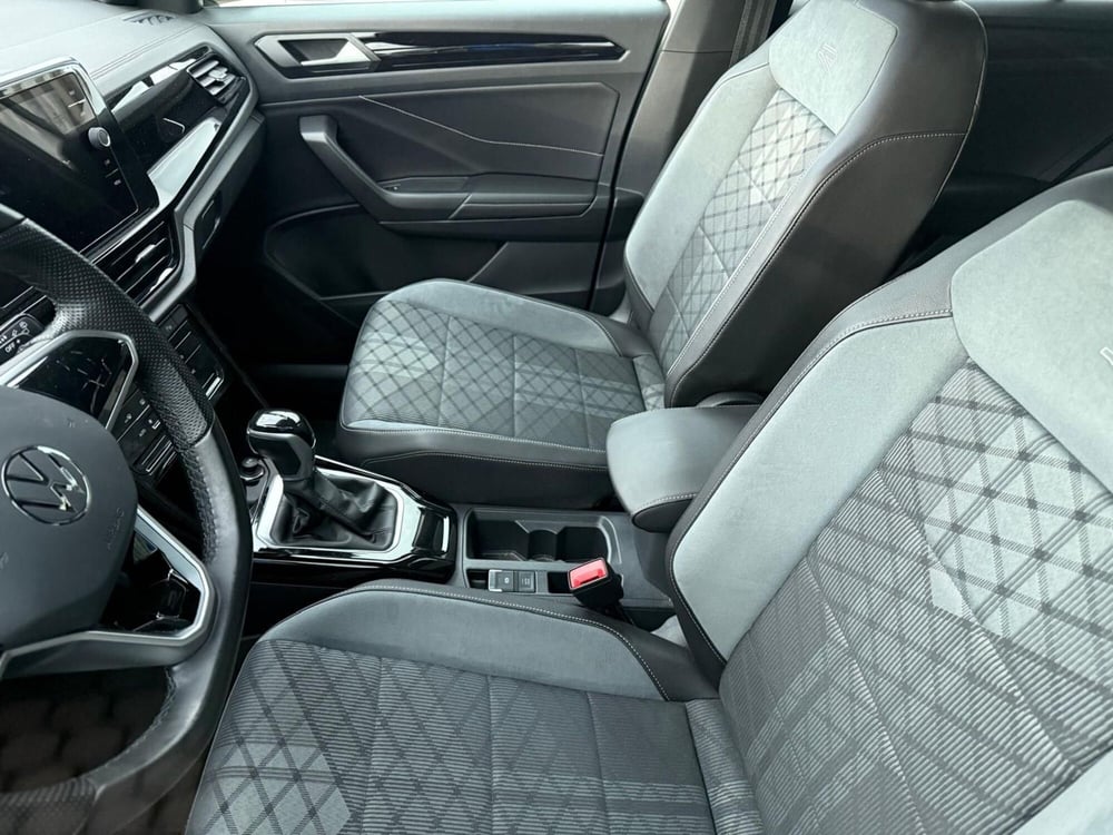 Volkswagen T-Roc usata a Massa-Carrara (8)