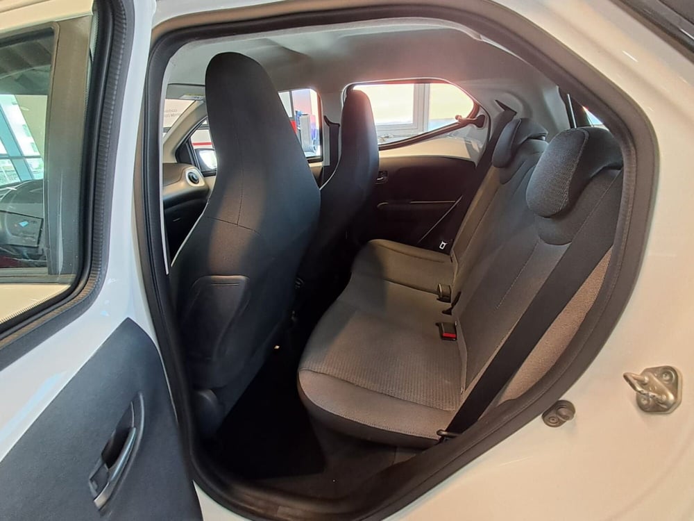 Toyota Aygo usata a Cagliari (12)