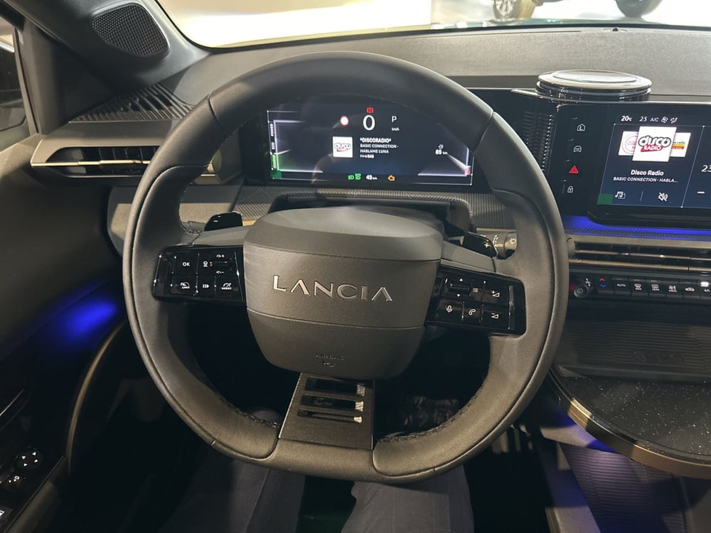 Lancia Ypsilon nuova a Bergamo (10)