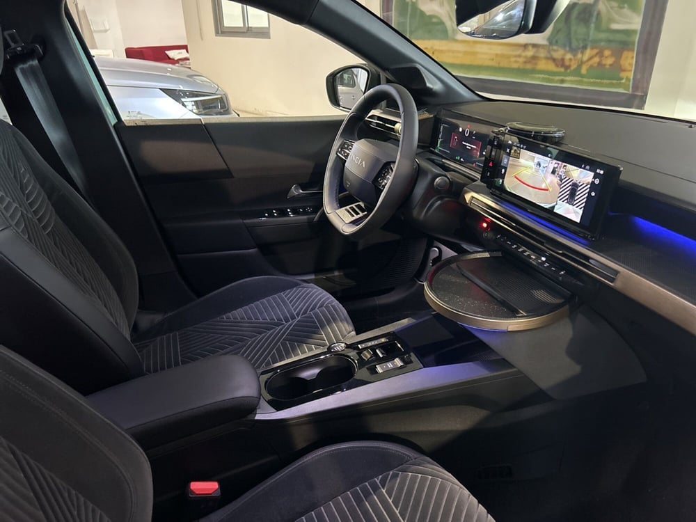 Lancia Ypsilon nuova a Bergamo (16)