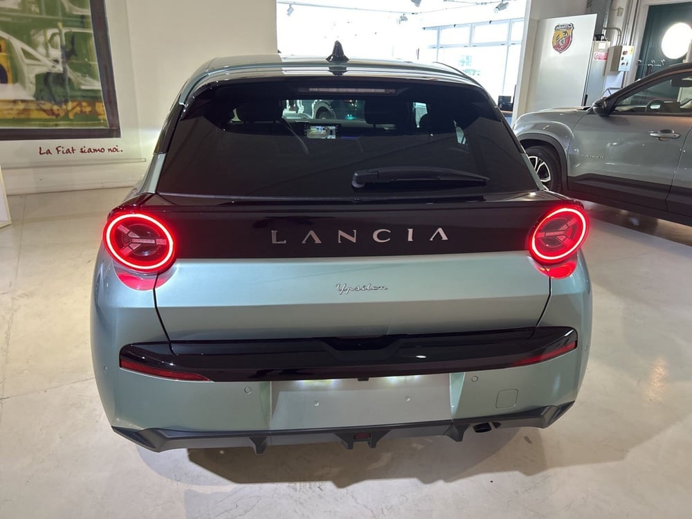 Lancia Ypsilon nuova a Bergamo (6)