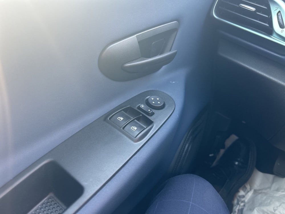 Lancia Ypsilon usata a Bergamo (14)