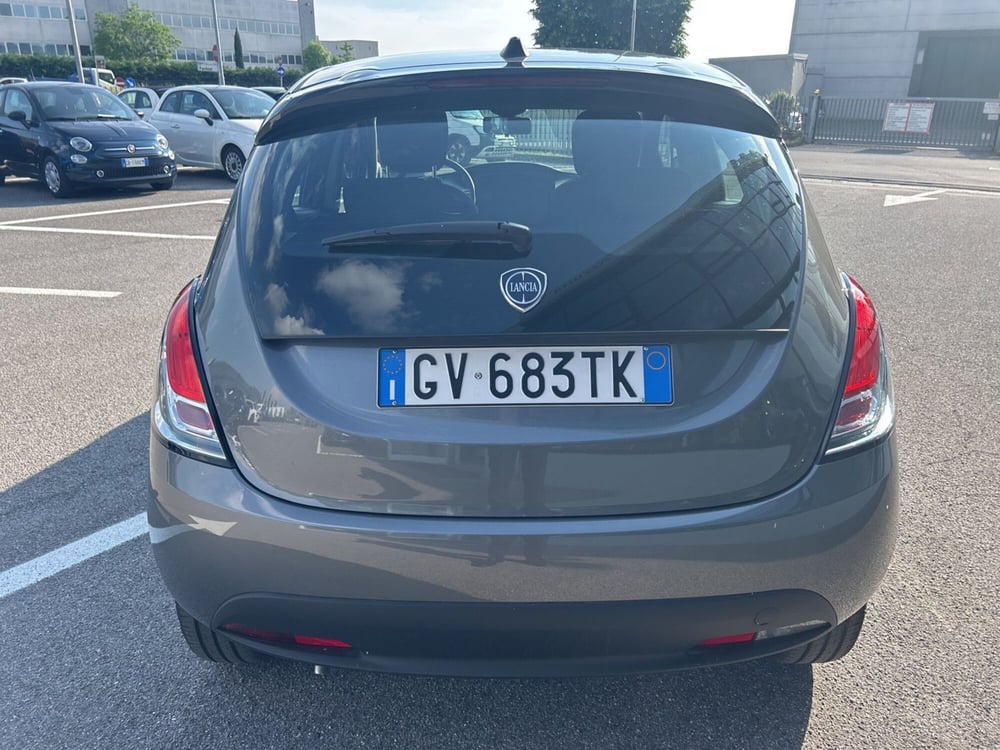 Lancia Ypsilon usata a Bergamo (6)