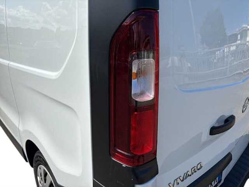 Opel Vivaro Furgone usata a Siena (6)