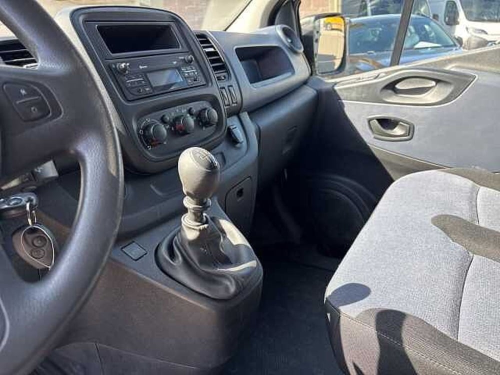 Opel Vivaro Furgone usata a Siena (9)