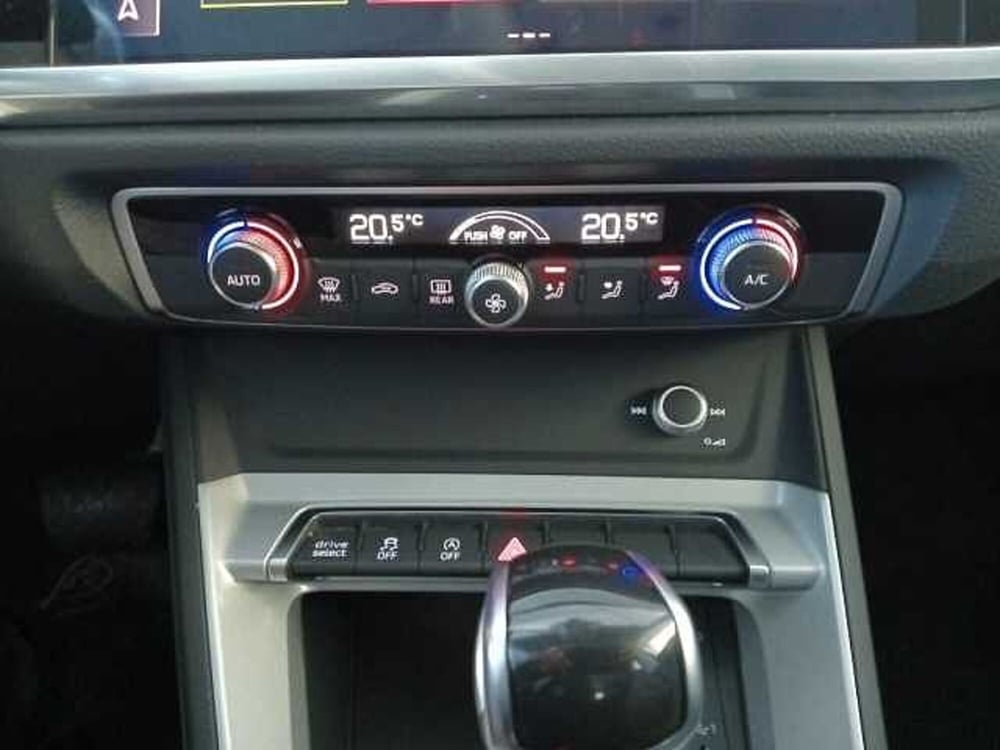 Audi Q3 Sportback usata a Lucca (13)